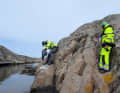 The metal bolts are installed and maintained by Swedish Kryssarklubben. They can be used by all sailors.