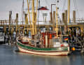 Ein Bild aus dem Winter: Kutter im Hafen der Insel Föhr.