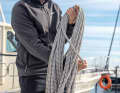 Keep about two bay lengths of the loose part and run it around the waistband from bottom to top