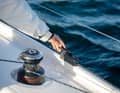 Always brake the winding line. Otherwise, wild spinning of the drum can lead to overruns and blockages