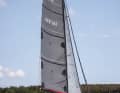 Bei den Mehrrumpfern ließ der Wind am Start etwas nach, hier Ulrich Krohs mit seinem Dragonfly 28. In Führung liegt Jan Andersen mit "Black Marlin"