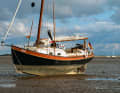 Buckling frame, centreboard, steel: the robust Skoit, here rigged as a gaff slip, can fall dry