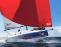 Sun Fast 30 OD: Jeanneau ha realizzato un progetto a lungo desiderato da molti velisti d'altura: uno yacht da regata a prezzi accessibili per colmare l'ampio divario tra i Mini 6.50 e i Class 40. Promosso da club inglesi, francesi e statunitensi e sviluppato da VPLP, il Sun Fast 30 OD offre una base ragionevolmente accessibile per competere nelle regate d'altura. Le linee di questa classe unica sono ridotte piuttosto che radicali, il potenziale non è esuberante. Lunghezza scafo 8,99 m; baglio 2,99 m; pescaggio 2,0 m; peso 2,7 t; superficie velica a. W. 59 m2; STZ 5.5; prezzo base franco cantiere 169.580 euro