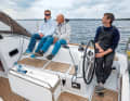 Sun Odyssey 349: Genügend Platz, ein funktionierendes Layout und gute Sitzpositionen auch auf dem Süll. Das Boot von Jeanneau bietet für alle Mitsegler das komfortabelste und übersichtlichste sowie auch längste Cockpit