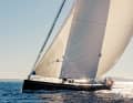 Halber Wind: Germán Frers legte Rumpf und Rigg der Swan 115 auf raume Kurse aus. Das Flushdeck trägt den Swan-Keil
