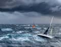 A simboleggiare la situazione di costruttori di barche e chandler: yacht con mare grosso, qui alla 78esima Rolex Sydney Hobart Yacht Race