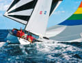 1975, "Tina i-Punkt": tipica imbarcazione da regata IOR, scafo largo con coperta a filo e top rig