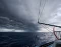 Alle Wetter und Winde erleben die Crews wie hier auf "Biotherm" auf der fünften und letzten Etappe von Genua nach Boka Bay.