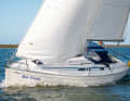 Dufour 30: anche Dufour ha cercato di inserire un intero yacht in 30 piedi. C'è tutto, ma tutto è un po' troppo piccolo. Tuttavia, l'imbarcazione, che è stata tagliata per essere semplice, naviga sorprendentemente bene e non ha quasi nessun punto debole.