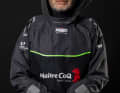 Le tenant du titre du Vendée Globe, Yannick Bestaven, a du mal avec son système de pilotage.