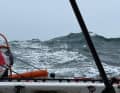 Jingkun Xu held on to this wave crest behind him. The first Chinese Vendée Globe participant was around 4200 nautical miles behind Charlie Dalin in 35th place on race day 31.