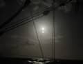Die "Sharifa"-Co-Skipper Rasmus Töpsch und Cord Hall haben den Vollmond der vergangenen Nacht abgelichtet.