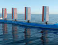Système de pales éoliennes de Windship Technology : des pales tripales, des panneaux solaires et des itinéraires optimisés doivent permettre au navire de ne pas émettre de gaz à effet de serre