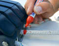 Markings on the main halyard help to reef quickly and reliably