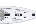 Performance-Ausführung mit Fokus Regattasport. Primäre und sekundäre Winschen für Genua- und Großschot, die Fallen und Strecker werden am Niedergang bedient. Dazu kommt ein langer Traveller. Leichter Schaumbelag auf dem Cockpitboden 