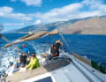 Jet effect. The trade wind accelerates between the islands. The yacht gets under way