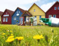 Inviting: The Amrumer Yacht Club is based in the colourful houses at the marina, as is the "Seefohrerhus" restaurant with a view of the boats and harbour