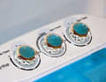 The washing modes can be set using the rotary knobs