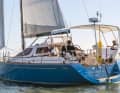 Purely a matter of taste: the deck saloon takes some getting used to visually, partly because of the brown panes. They are supposed to keep the heat out. And they do