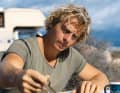 Daniel Roesner se consacre à la construction de bateaux en plus de son métier d'acteur. Dans le 28e épisode du podcast de voile de YACHT, il révèle le projet de ses rêves.