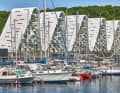 Besonders: wellenförmige Wohngebäude am Hafen von Vejle