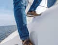 Il cantiere navale ha modellato dei gradini per facilitare l'accesso al tetto del salone.