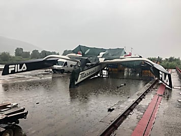 Unwetter: Multi 70 „Maserati“ bei Sturm schwer beschädigt