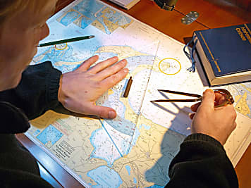 Navigation: British Admiralty stellt gedruckte Seekarten ein