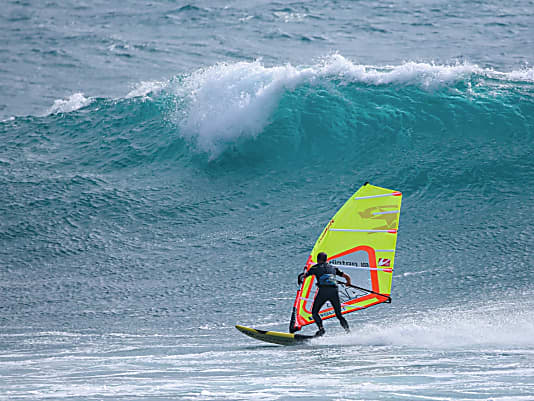 Sardinien-West – die besten Windsurf-Spots im Überblick