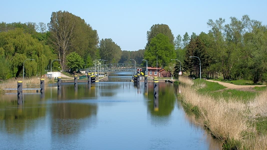 Schleusenzeiten am Elbe-Lübeck-Kanal