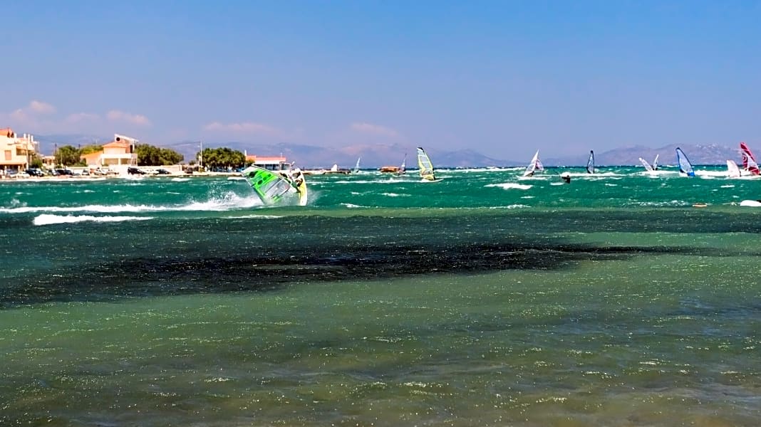 Surfverbot in Griechenland ab Windstärke 6 – Update