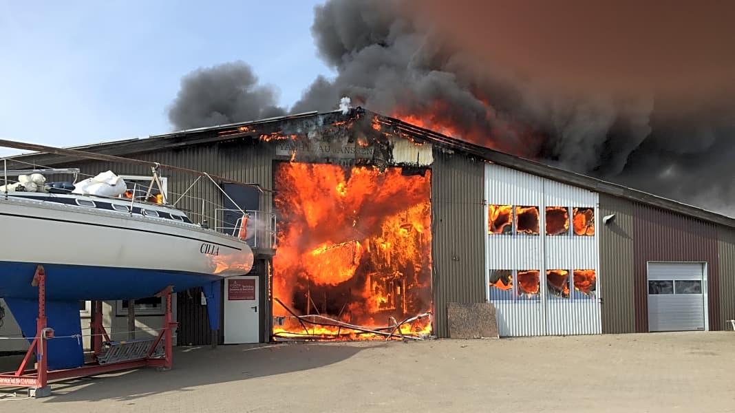Großbrand: Bootswerft in Kappeln völlig zerstört