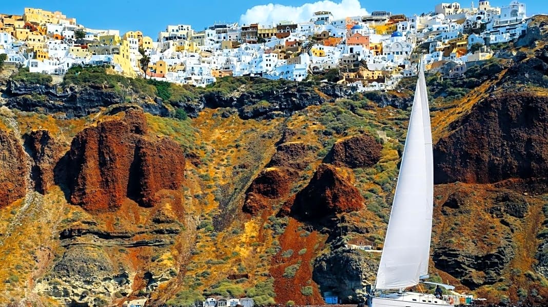 Griechenland: Neue Marina für Santorin?