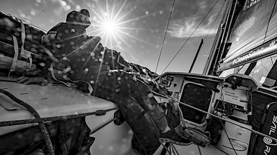 Volvo Ocean Race: Versteckspiel auf See: Witt wieder da, AkzoNobel abgetaucht