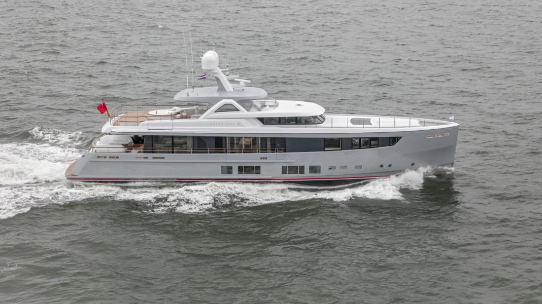 Mulder liefert 36-Meter-„Delta One" aus