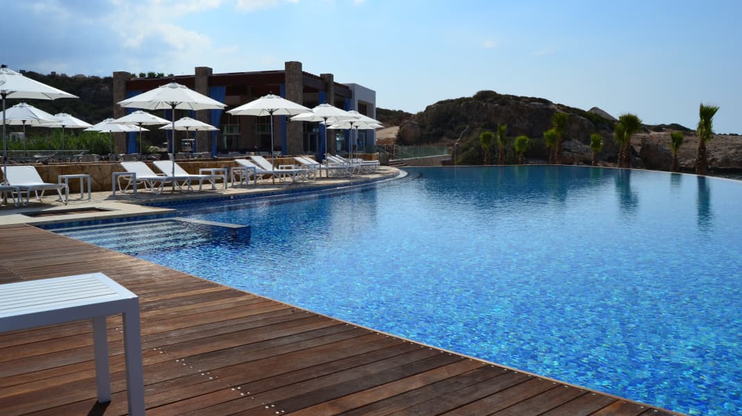 Neuer Beach Club für Karpaz Gate Marina | BOOTE