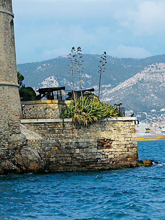 Die besten Windsurfspots rund um Marseille