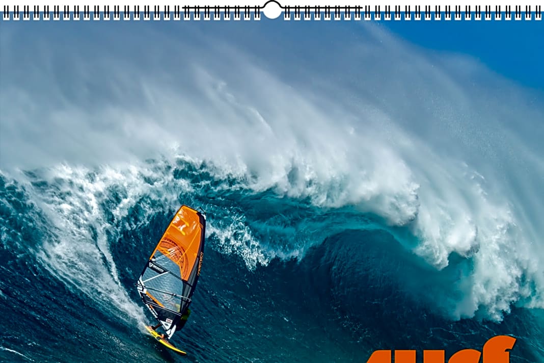 Immer ein Hingucker: Der surf-Kalender! 2023 ist Ricardo Campello auf dem Cover
