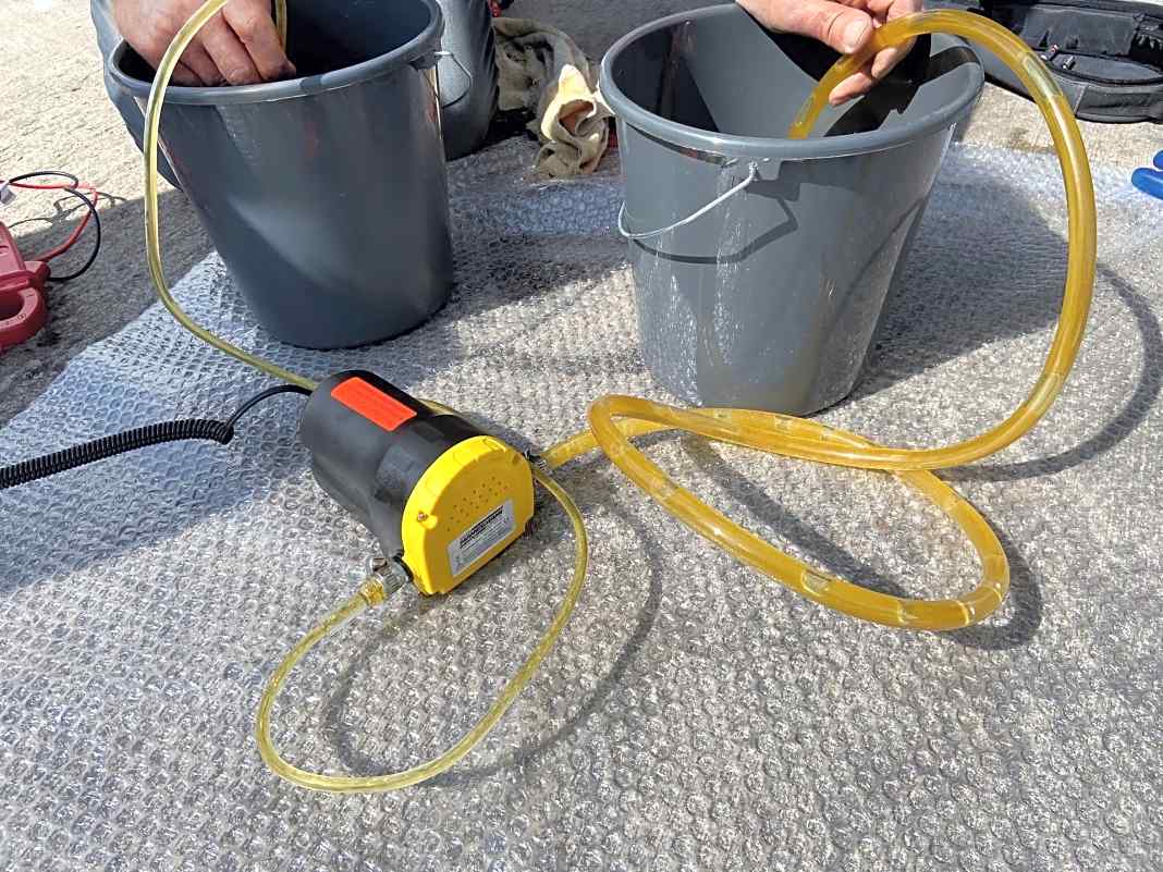 Spezialpumpen - Öl wechseln im Handumdrehen
