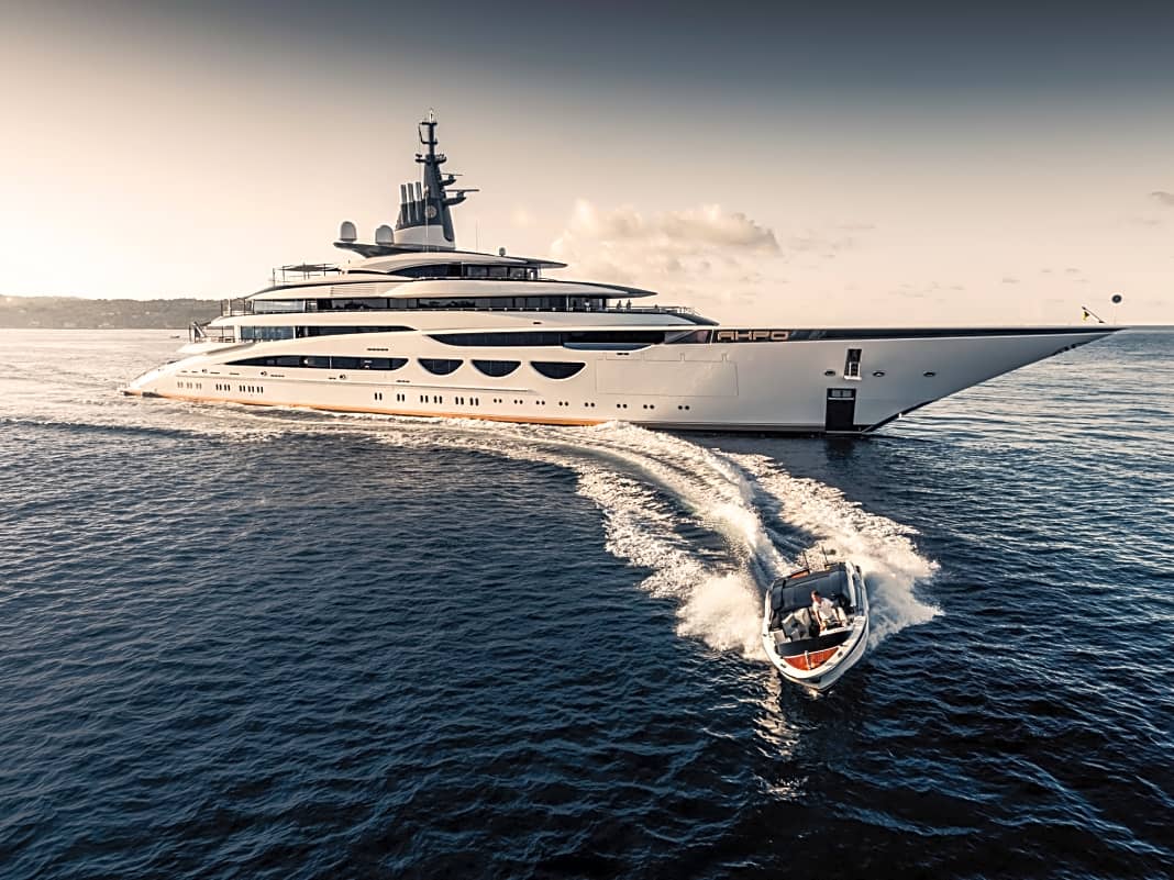 “AHPO” steht zum Verkauf – als derzeit teuerste Yacht der Welt