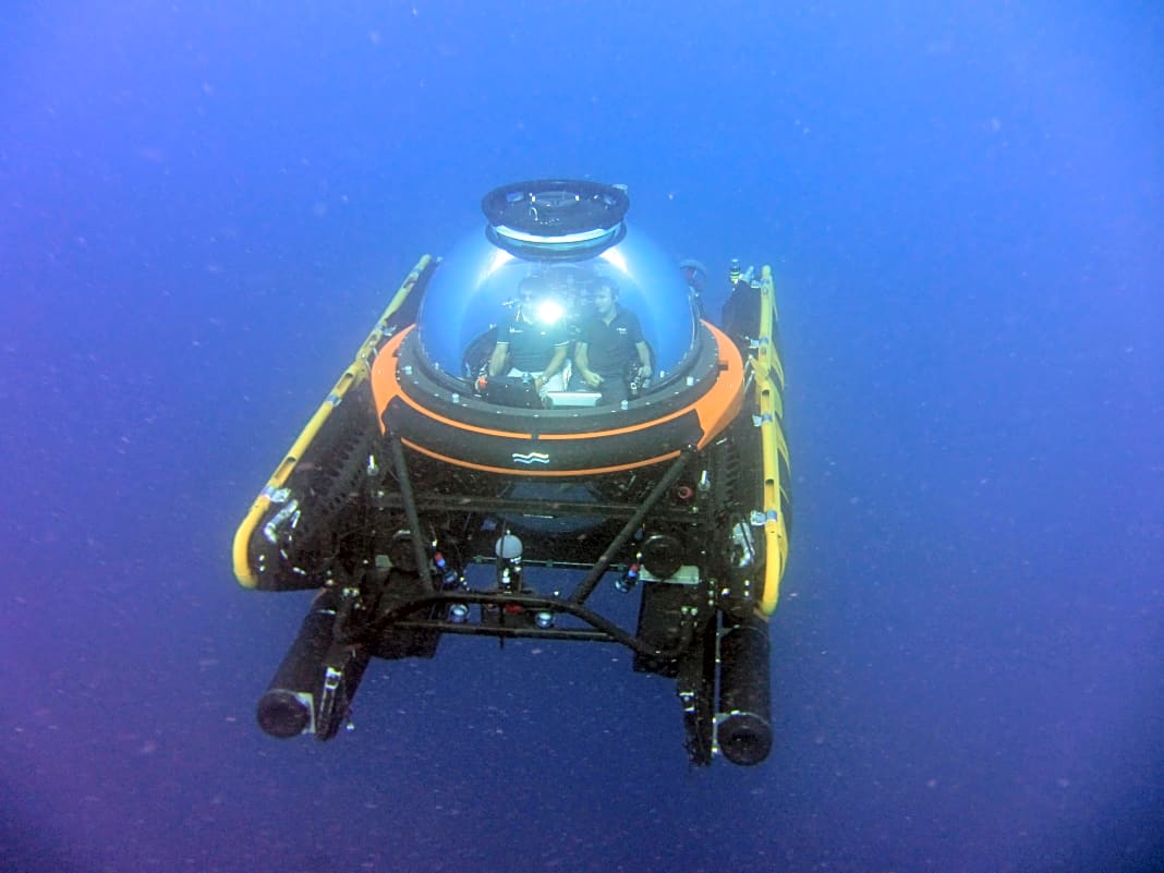 U-Boat Worx Unterseeboot auf Erkundungstour.