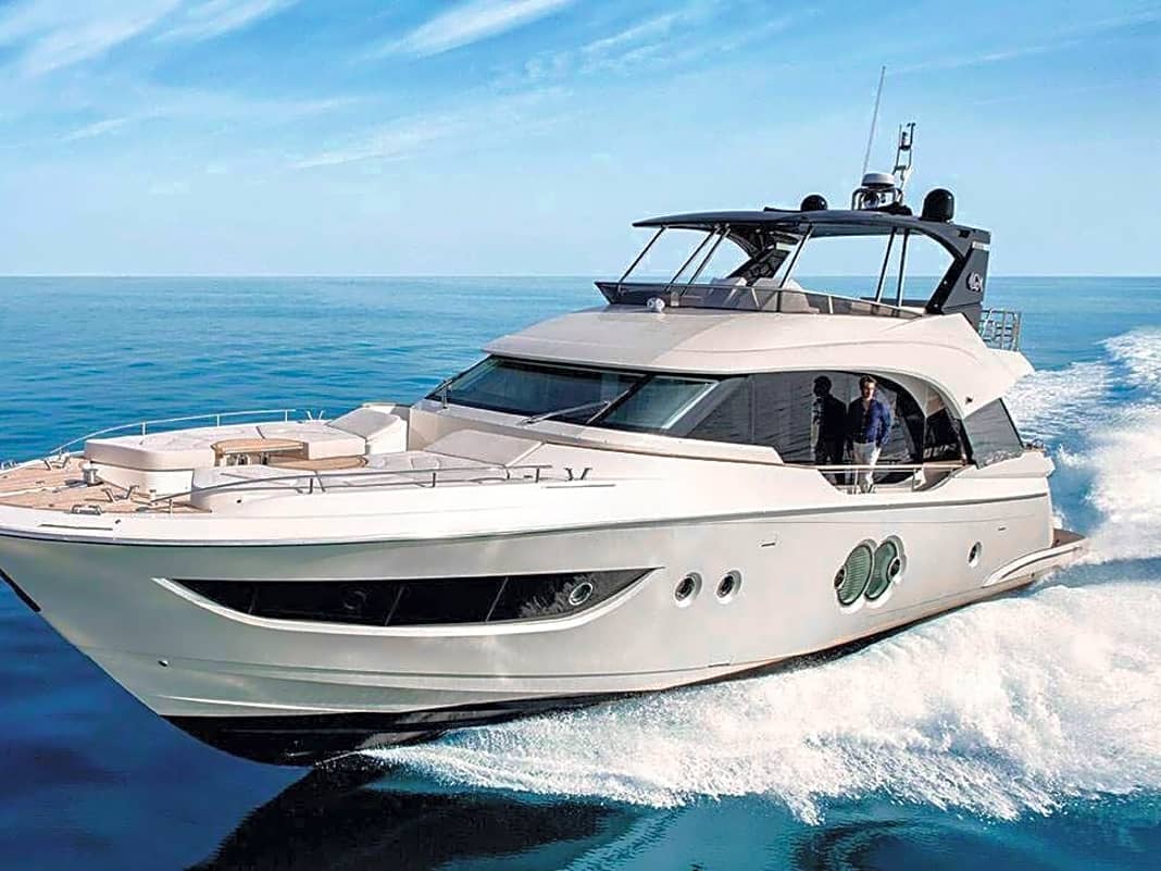 Monte Carlo Yachts MCY 76 (23,06 m)