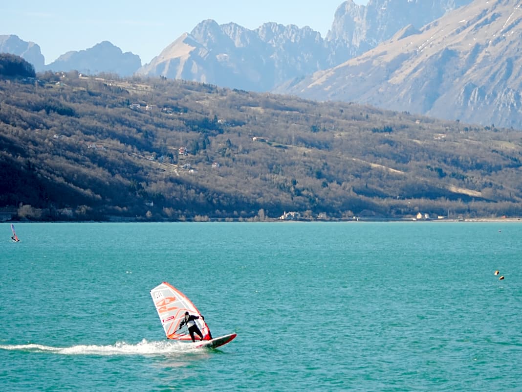 Die besten Windsurf-Spots am Lago di St. Croce