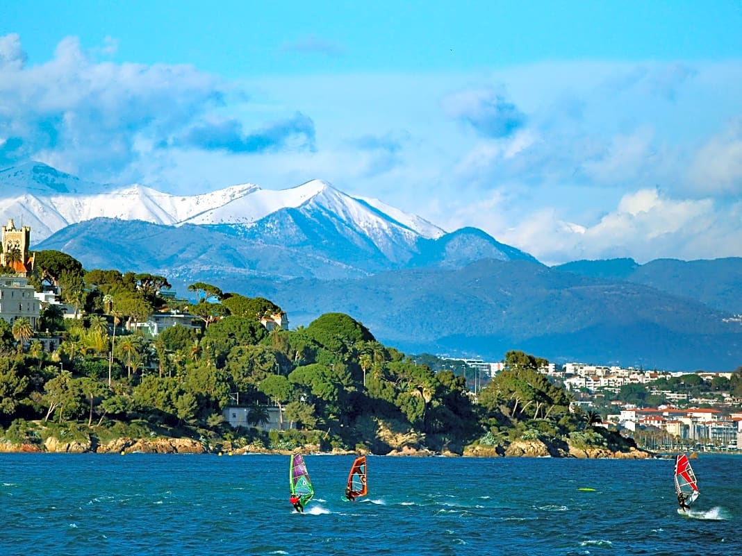 25 Windsurfspots um Cannes, Nizza & St. Tropez