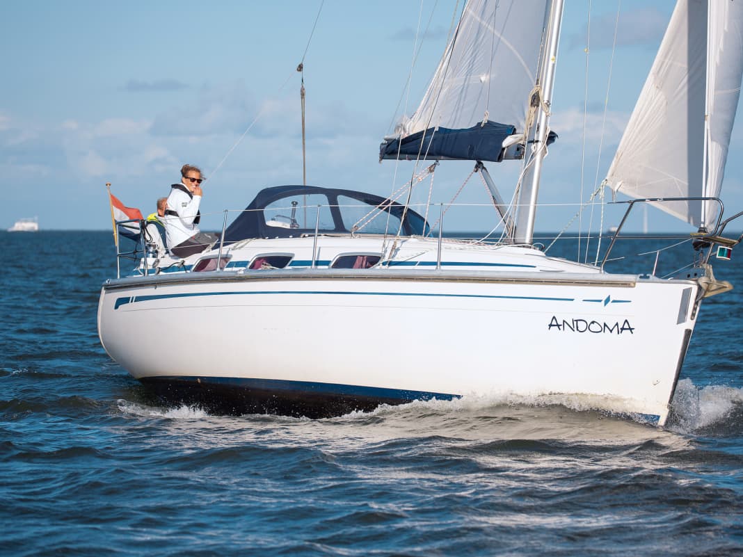 Bavaria 30 – das Raumschiff im Test