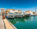 Golfe du Lion – In Port Cap d’Agde dominiert der moderne Baustil.