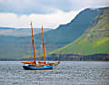 Die „Nordlysid“ ist ein alter Gaffelschoner, der spannende Ausflugsfahrten im Färöer-Archipel anbietet