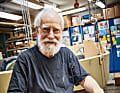 Sven Yrvind ist Konstrukteur und Bootsbauer in Personalunion. Er entwickelt skurrile Kleinkreuzer