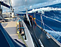 Mit elf Knoten surft die Moody 41 „Malouine“ über die Atlantikwelle. Der Schlag nach Madeira ist eher ungemütlich 
