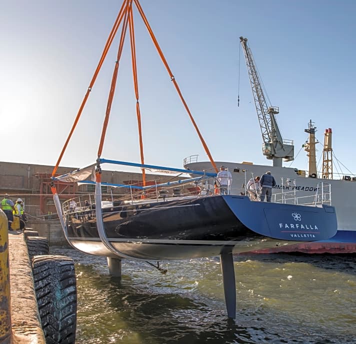Stapellauf vorm Tafelberg BOOTE